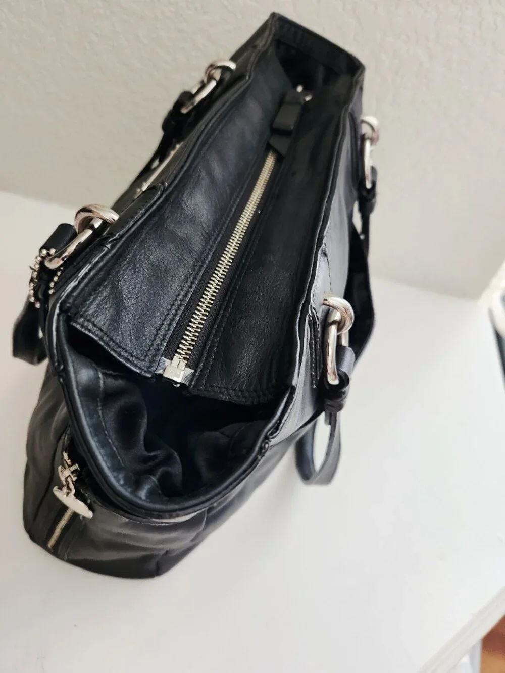 Euc Vintage Coach Gallery Y2k Black Leather Satchel Handbag Purse